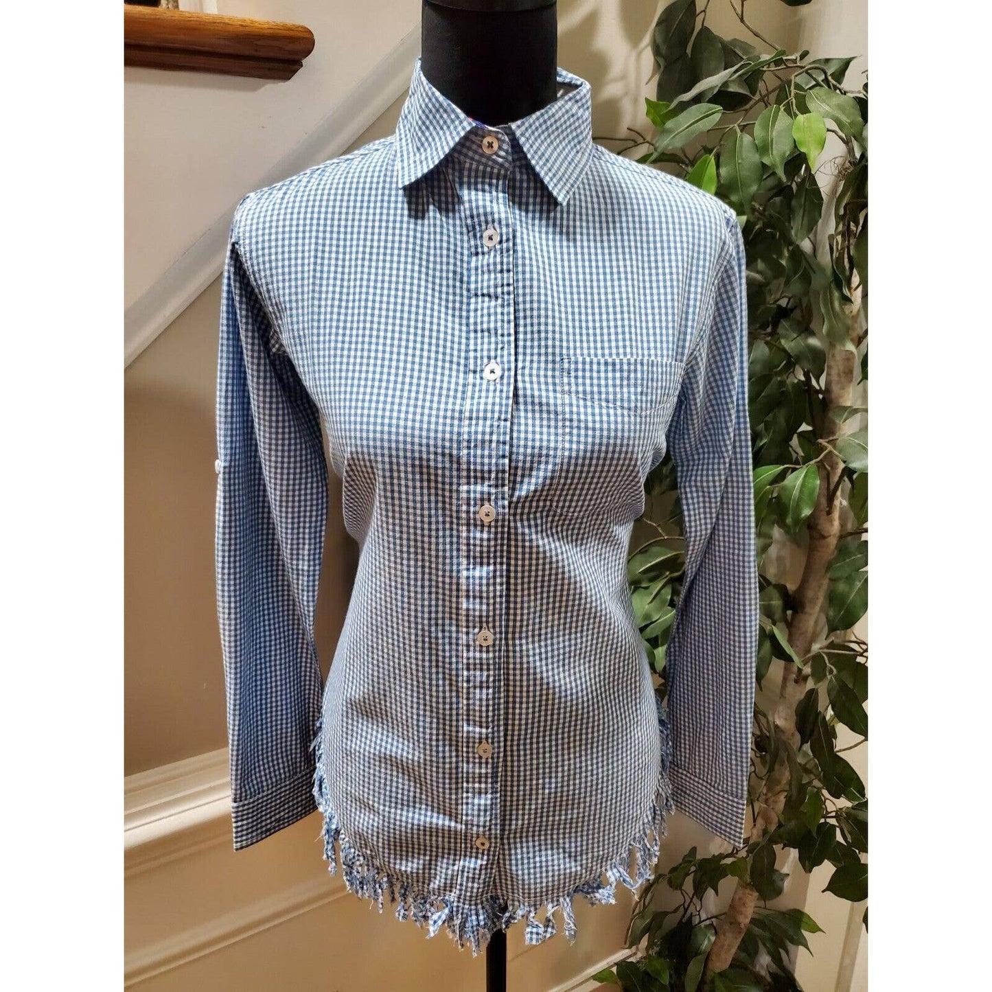 Tizzie Women's Blue 100% Cotton Collared Long Sleeve Button Down Shirt Size XS
