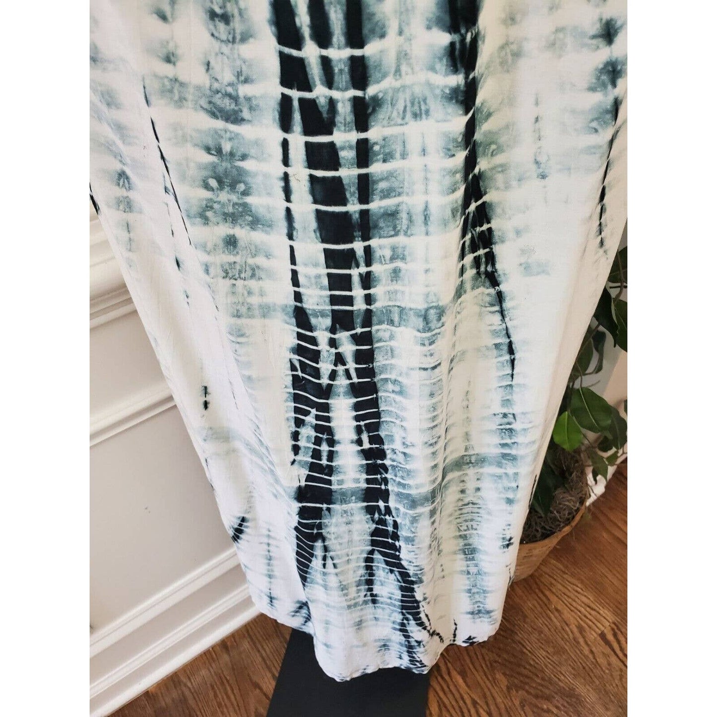 Boutique Hot & Delicious Tie Dye Rayon Square Neck Strappy Long Maxi Dress M