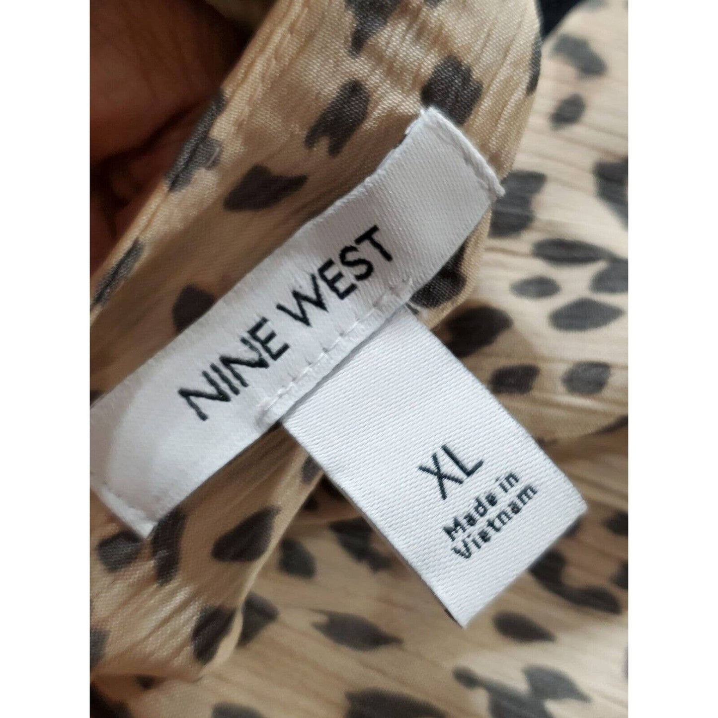 Nine West Women's Beige & Brown Polyester V-Neck Sleeveless Casual Shirt Size XL