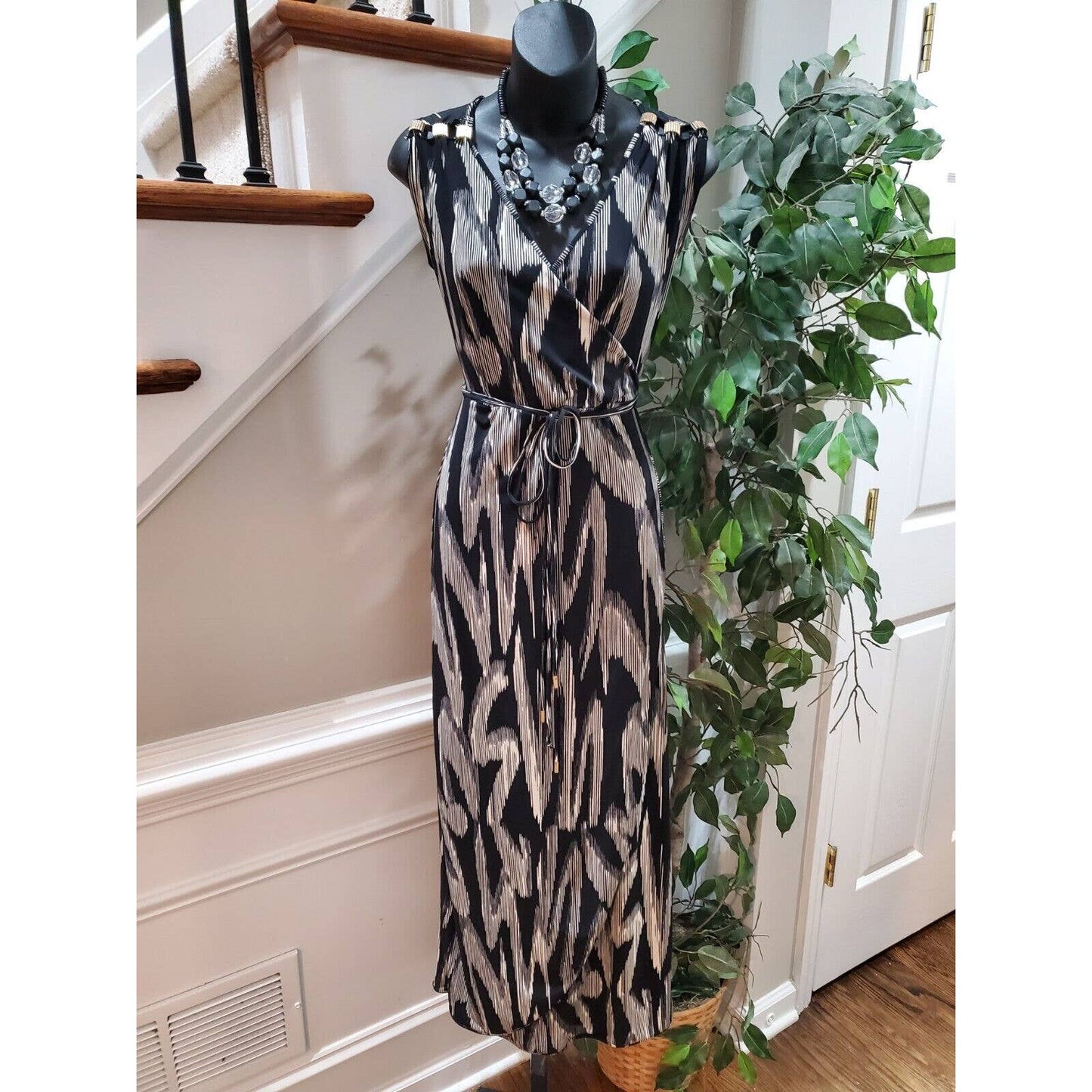 Worthington Women's Black Polyester V-Neck Sleeveless Long Maxi Dress Size XS