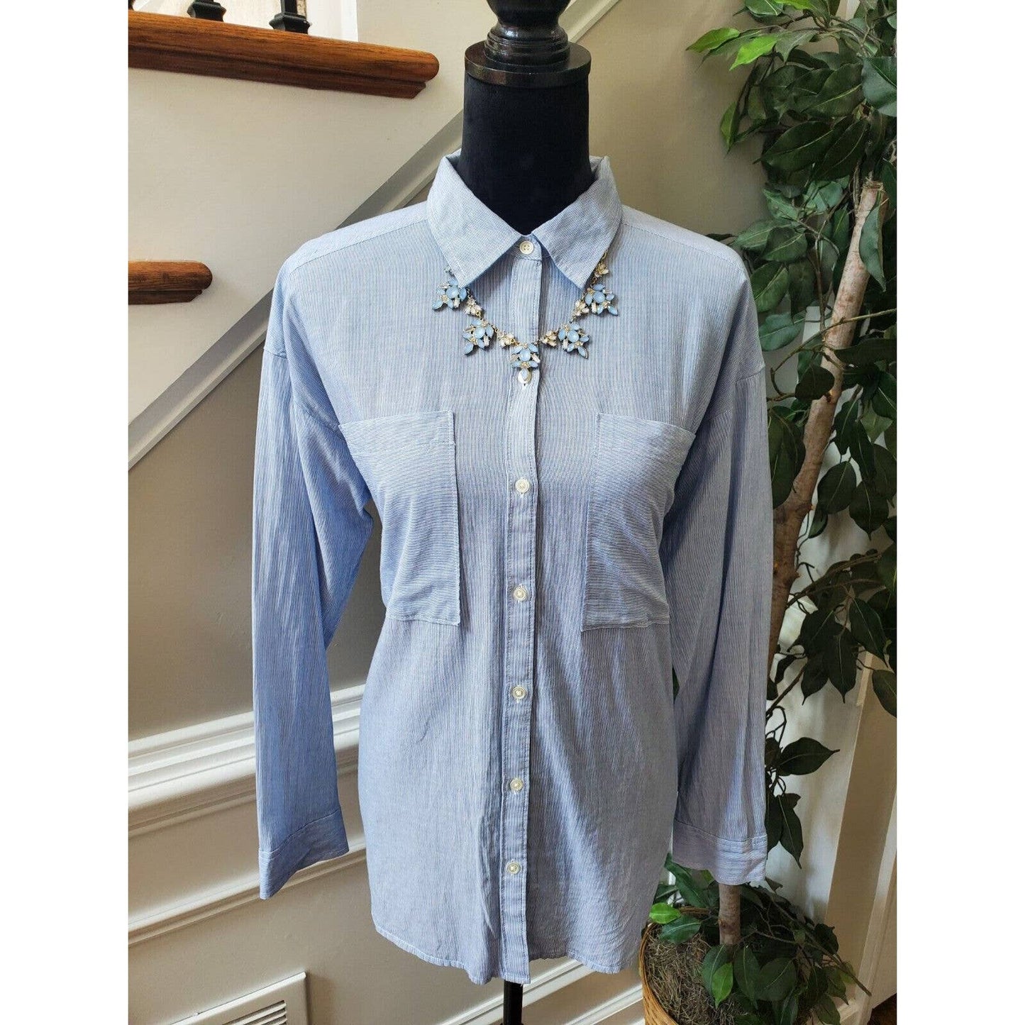 Loft Women's Blue 100% Cotton Collared Long Sleeve Button Down Casual Shirt L
