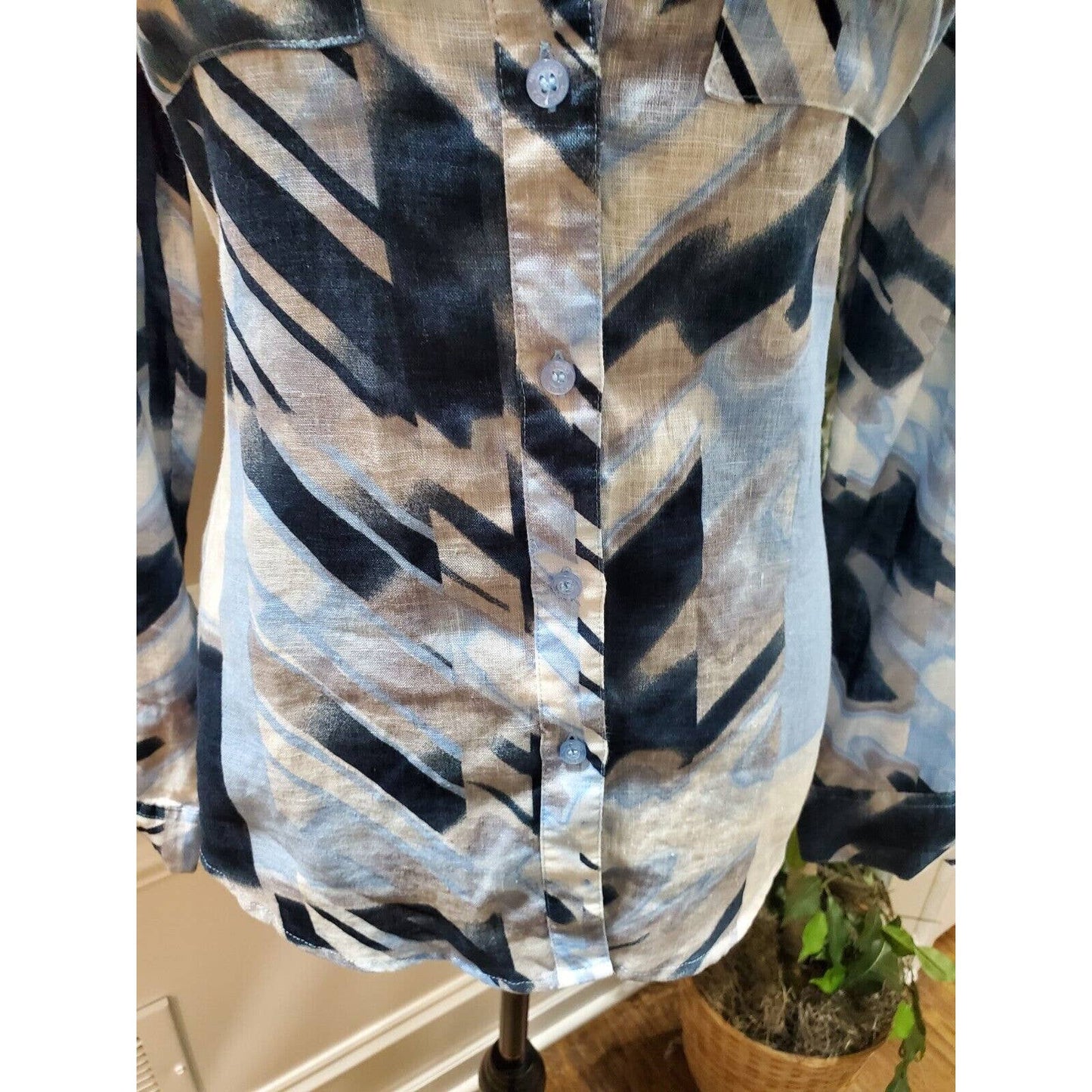 Calvin Klein Women Multicolor Polyester Long Sleeve Buttons Down Casual Shirt S